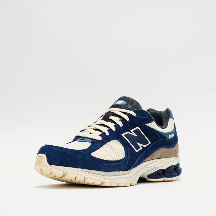 Sneakers | * New Balance 2002R Night Tide/Team Cream