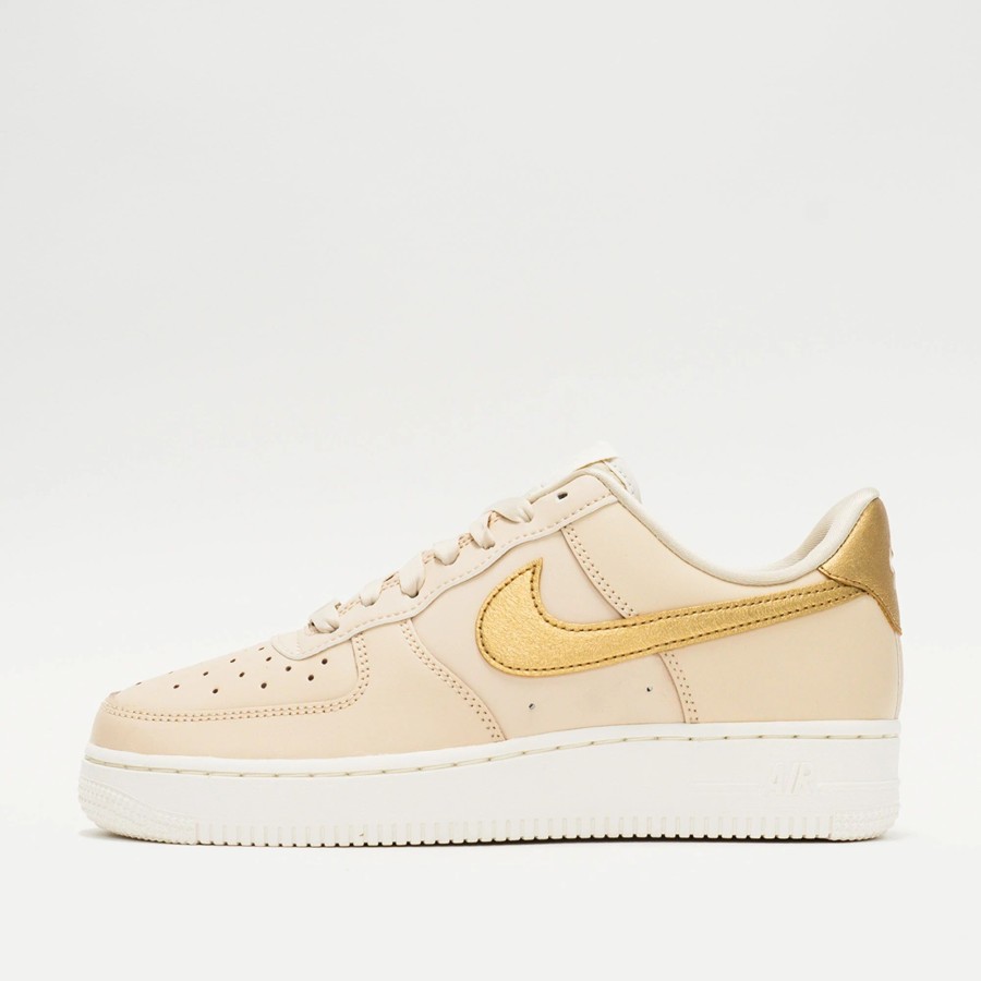 Sneakers | * Nike Air Force 1 '07 Ess Trnd (W) Sanddrift/Metallic Gold