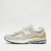 Sneakers | * New Balance 2002R Rain Cloud/Angora