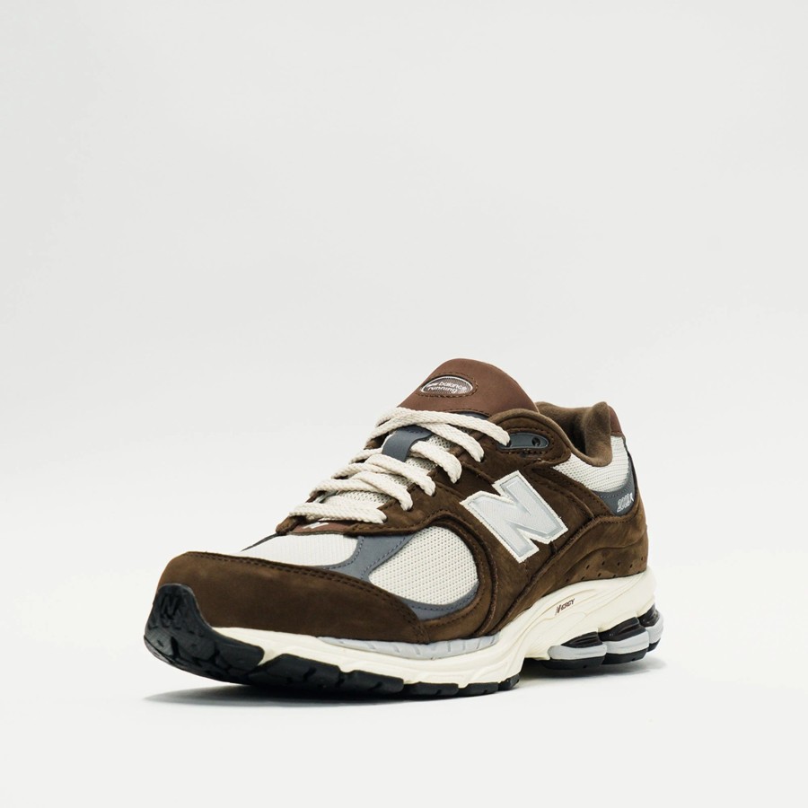 Sneakers | * New Balance 2002R Brown