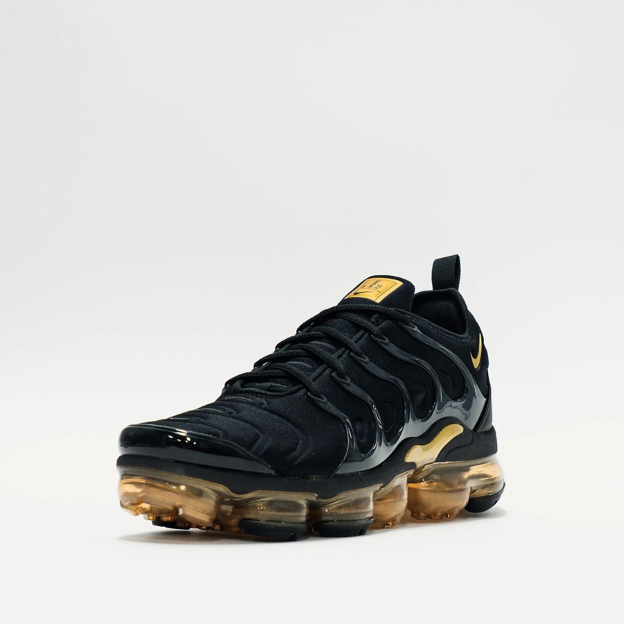 Sneakers | * Nike Air Vapormax Plus Black/Metallic Gold